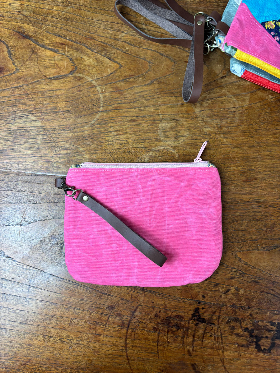 Small Dresden Plate & Waxed Canvas Clutch (light Blue)