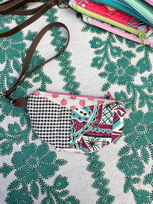 Half Moon Pouch (1)