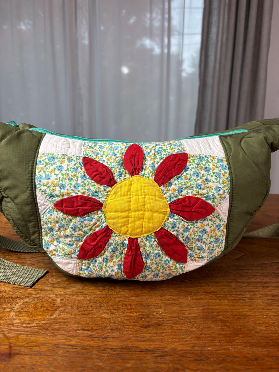 Star Dahlia & Army Blanket Banana Bag