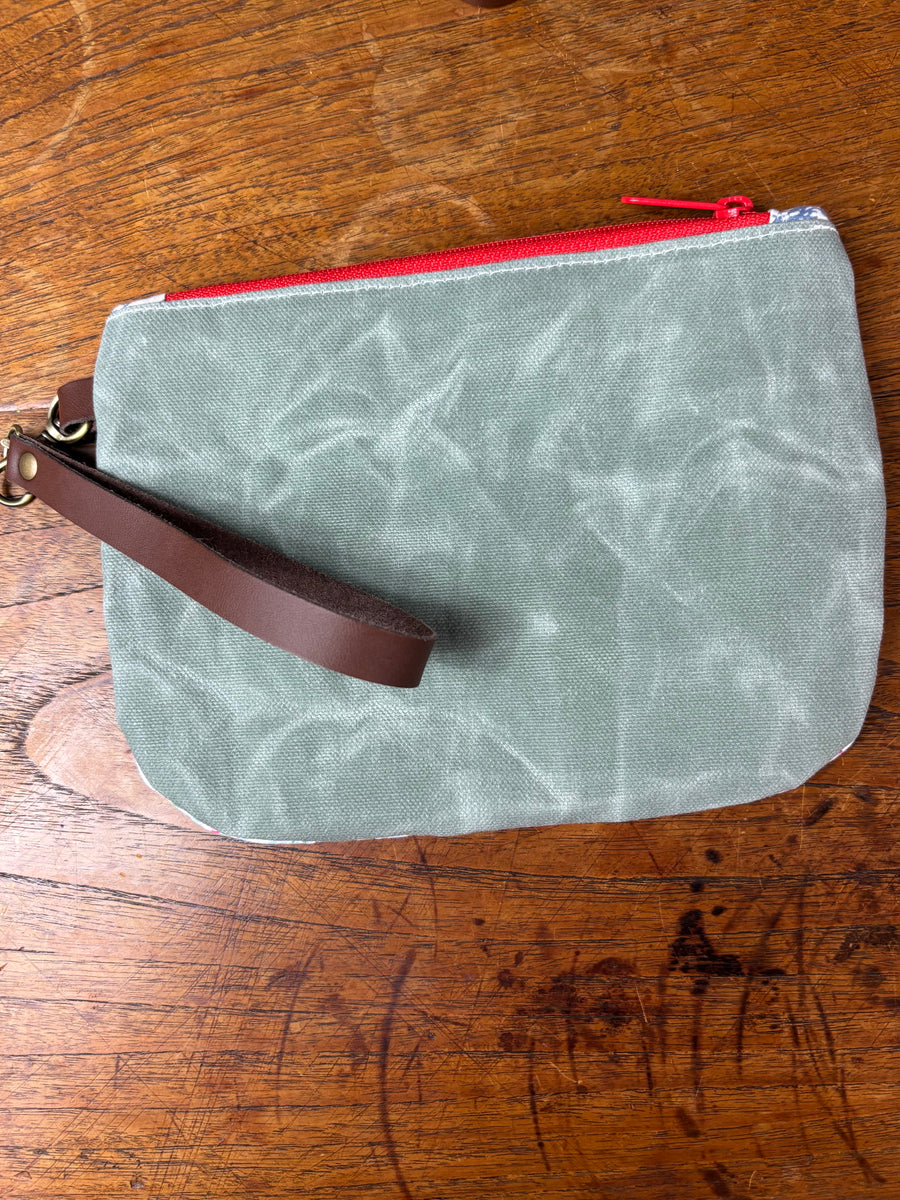 Small Grandmother's Flower Garden & Waxed Canvas Clutch (light blue)