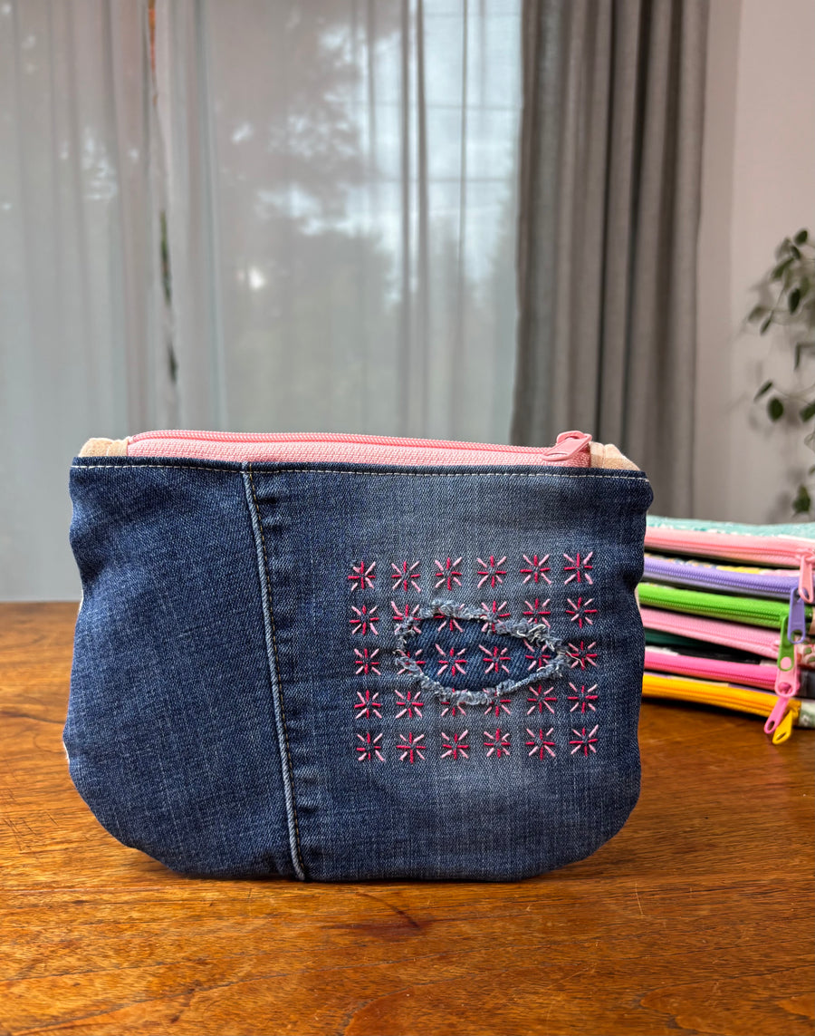 Small Dresden Plate Pouch with Sashiko Stitching