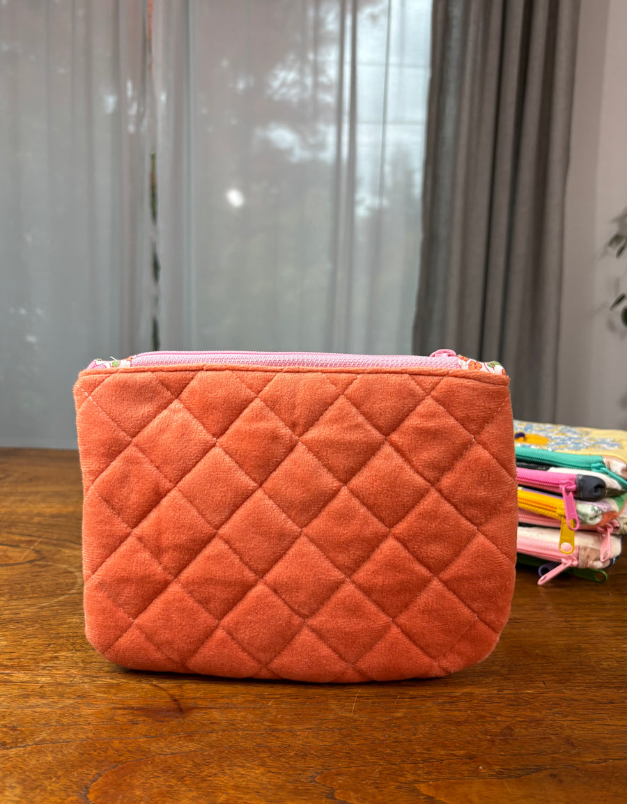 Small Grandmother's Flower Whale Pouch