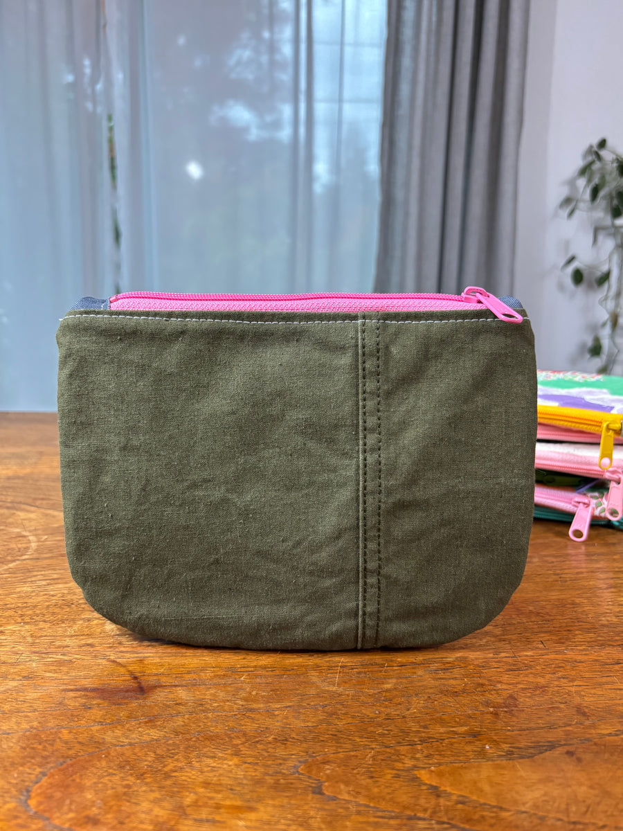 Small Star Dahlia & US Army Tent Pouch