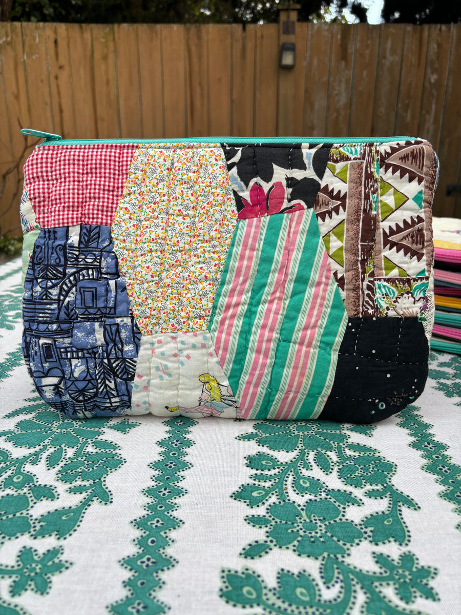 Large pouch/Ipad Case (2)