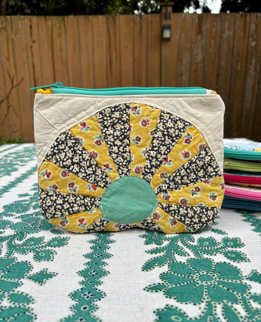 Small Pouch (4)